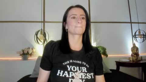 MeganBeaked online show from November 18, 2025, 11:36 am