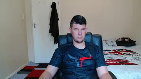 Snapshot of brendansexyboy098754 chatting on October 26, 2025, 4:51 am ask me lol online show from October 26, 2025, 4:51 am