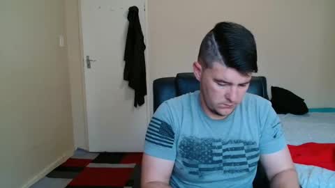 Snapshot of brendansexyboy098754 chatting on November 14, 2025, 4:11 am ask me lol online show from November 14, 2025, 4:11 am