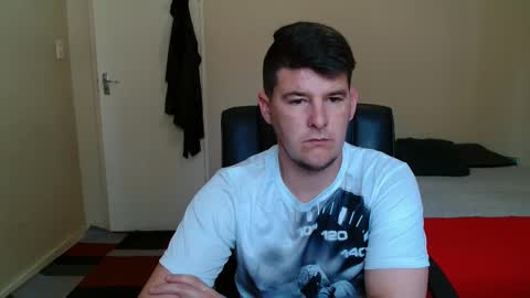 Snapshot of brendansexyboy098754 chatting on November 21, 2025, 8:57 am ask me lol online show from November 21, 2025, 8:57 am