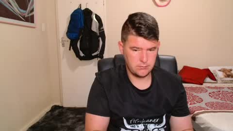 ask me lol online show from April 22, 2026, 4:59 am