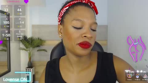 Snapshot of brendathompson_ chatting on October 2, 2025, 1:34 am Brenda online show from October 2, 2025, 1:34 am