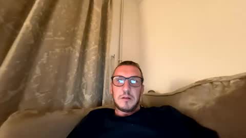 brettbigdee online show from May 16, 2026, 1:13 am