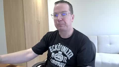 Brett online show from November 22, 2025, 10:36 am