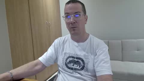 Brett online show from March 23, 2026, 2:54 pm