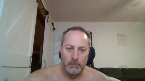 hey online show from November 12, 2025, 10:41 pm