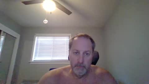 hey online show from April 8, 2026, 8:42 pm