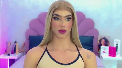 BRIANA online show from April 5, 2026, 8:44 am