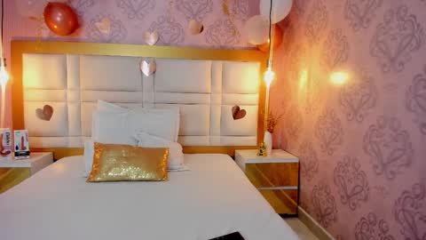 Snapshot of brianacurve chatting on November 8, 2025, 7:23 pm brianacurve online show from November 8, 2025, 7:23 pm