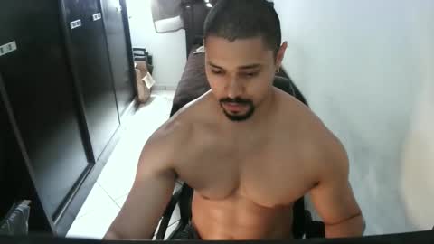 Snapshot of brianaries chatting on September 15, 2025, 3:45 pm brianaries online show from September 15, 2025, 3:45 pm