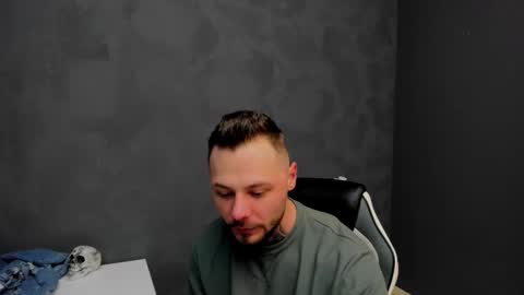 Snapshot of brianhunts chatting on February 10, 2025, 6:42 am Brian online show from February 10, 2025, 6:42 am