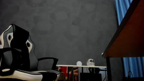 Snapshot of brianhunts chatting on February 22, 2025, 1:24 pm Brian online show from February 22, 2025, 1:24 pm