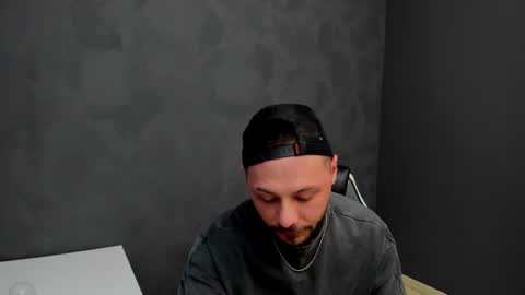 Snapshot of brianhunts chatting on March 10, 2025, 5:33 am Brian online show from March 10, 2025, 5:33 am