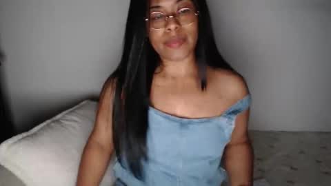 Snapshot of briannacute chatting on November 2, 2025, 4:37 am Briaa online show from November 2, 2025, 4:37 am