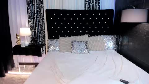 BRIANNA online show from January 11, 2025, 8:32 pm