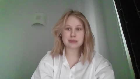 Snapshot of bridget_kiss chatting on March 4, 2026, 8:53 am bridget_kiss online show from March 4, 2026, 8:53 am