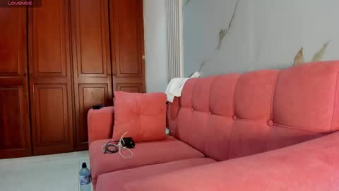 Snapshot of bridgetrodriguez chatting on September 24, 2025, 11:24 am online show from September 24, 2025, 11:24 am