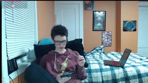 Snapshot of bright_pink_strawberry chatting on January 14, 2025, 12:54 am Strawberry online show from January 14, 2025, 12:54 am