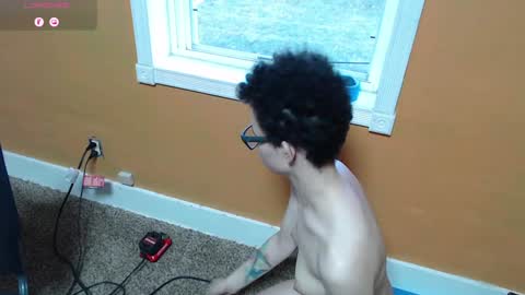 Snapshot of bright_pink_strawberry chatting on January 17, 2025, 1:46 pm Strawberry online show from January 17, 2025, 1:46 pm