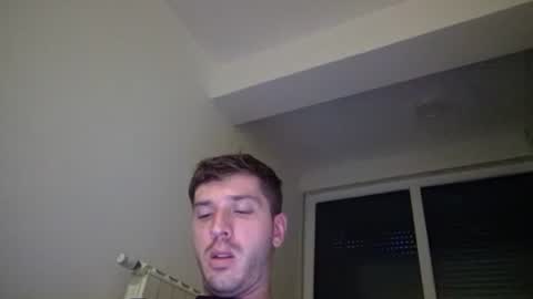 Snapshot of brii0000 chatting on December 18, 2024, 3:22 pm brii0000 online show from December 18, 2024, 3:22 pm