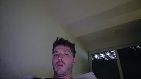 Snapshot of brii0000 chatting on October 16, 2025, 1:23 pm brii0000 online show from October 16, 2025, 1:23 pm