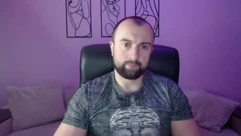 brindlefly69 online show from February 9, 2026, 11:36 am