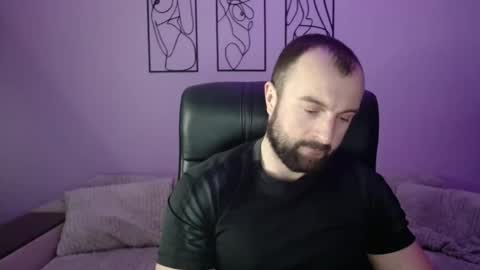 brindlefly69 online show from February 18, 2026, 11:17 am