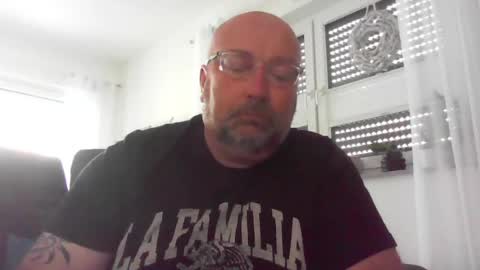 Brisco schner Schwanz online show from August 4, 2026, 5:10 am