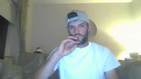 Snapshot of britbigdick1992 chatting on July 17, 2026, 10:03 pm britbigdick1992 online show from July 17, 2026, 10:03 pm