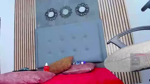 Snapshot of brithanyslim chatting on December 9, 2024, 10:41 pm brithanyslim online show from December 9, 2024, 10:41 pm