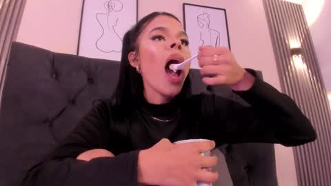 brithanysummer online show from January 11, 2026, 4:06 am