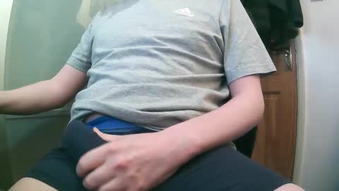 British Tom online show from November 13, 2025, 12:20 am