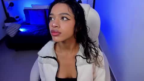 britney_collins_ online show from July 15, 2026, 1:05 pm