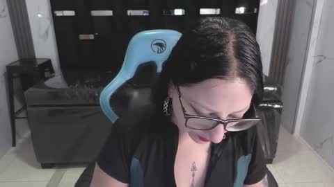 Britney  online show from February 8, 2026, 2:59 am