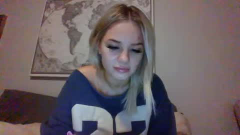 britneycherry08 online show from July 3, 2026, 3:13 am