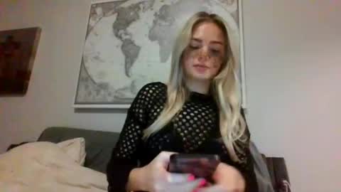 britneycherry08 online show from July 9, 2026, 4:49 am