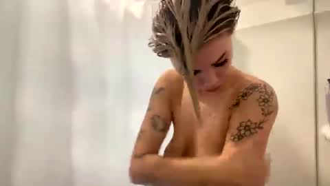 britneycherry08 online show from July 20, 2026, 7:05 pm