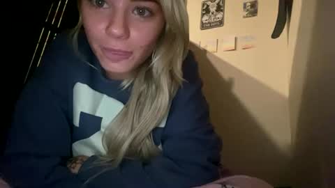 britneycherry08 online show from July 30, 2026, 3:16 am