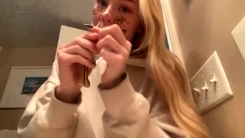 britneycherry08 online show from August 5, 2026, 7:06 pm