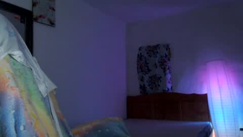 Britney online show from April 10, 2026, 1:05 pm