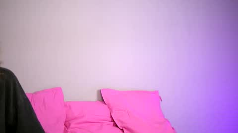 Snapshot of britneyhudson chatting on October 27, 2025, 5:00 am britneyhudson online show from October 27, 2025, 5:00 am