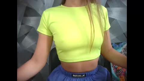 BritneyxKittens online show from October 18, 2025, 4:26 am