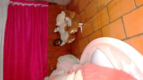 Snapshot of brittany_tempation97 chatting on January 21, 2025, 2:33 am Julieth Sofa Rincn Amador online show from January 21, 2025, 2:33 am