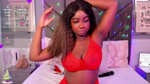 Snapshot of brittanyjhonnns chatting on December 17, 2024, 12:00 pm brittany 25 years old happy as a worm online show from December 17, 2024, 12:00 pm