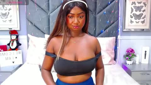 Snapshot of brittanyjhonnns chatting on December 27, 2024, 9:50 am brittany 25 years old happy as a worm online show from December 27, 2024, 9:50 am