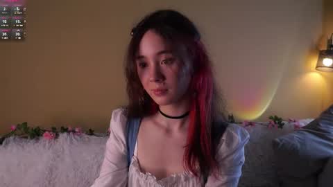 Snapshot of britthe chatting on July 8, 2026, 3:16 pm Lina online show from July 8, 2026, 3:16 pm