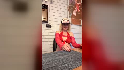  B r i t t n e y  R a e  online show from April 16, 2026, 7:31 am