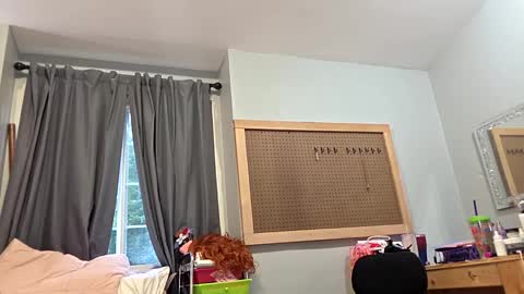 Snapshot of brkenprincess81 chatting on October 29, 2025, 3:25 pm brkenprincess81 online show from October 29, 2025, 3:25 pm