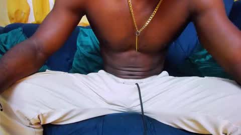 Bro friends online show from February 25, 2026, 1:21 pm