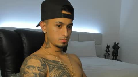 brody_dallas1 online show from February 21, 2025, 4:51 am